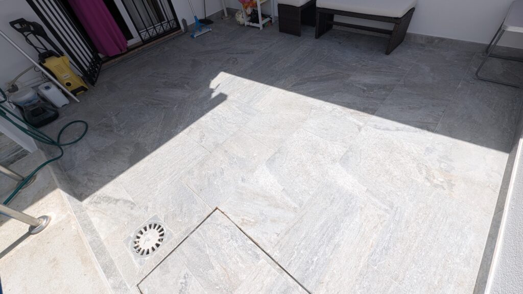 proyecto patio materiales Comercial Cobo Pulido